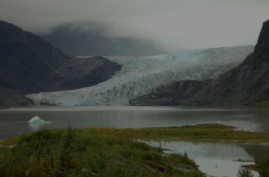 Image shows Mendenhall Glacier. Taken by Matt Artz. Source https://unsplash.com/photos/SJdZWRLzWlY